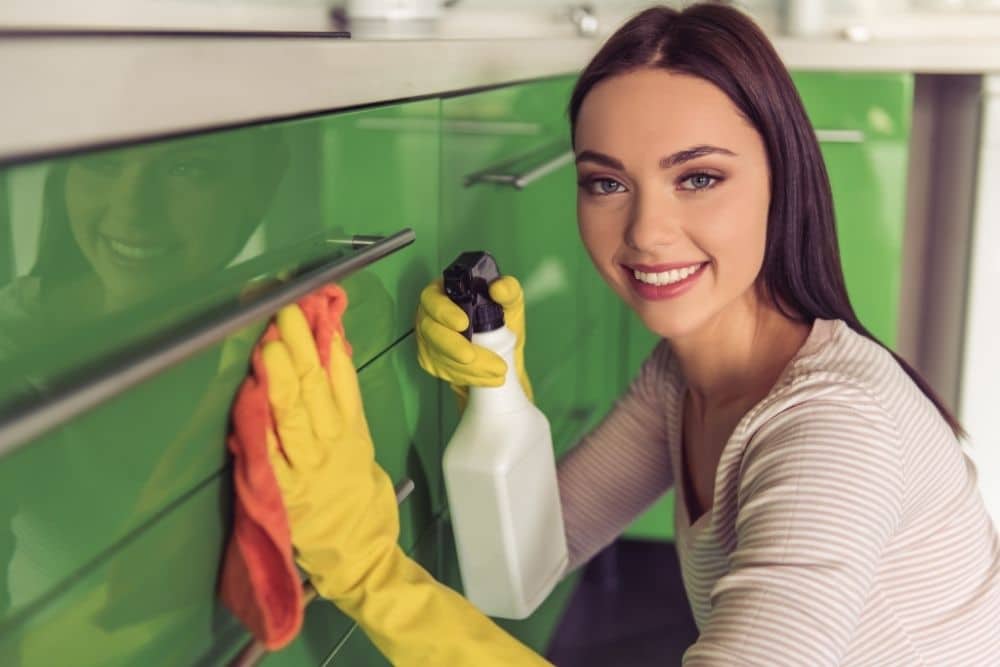 Keep kitchen cabinets organized and clean Bello's Cleaning
