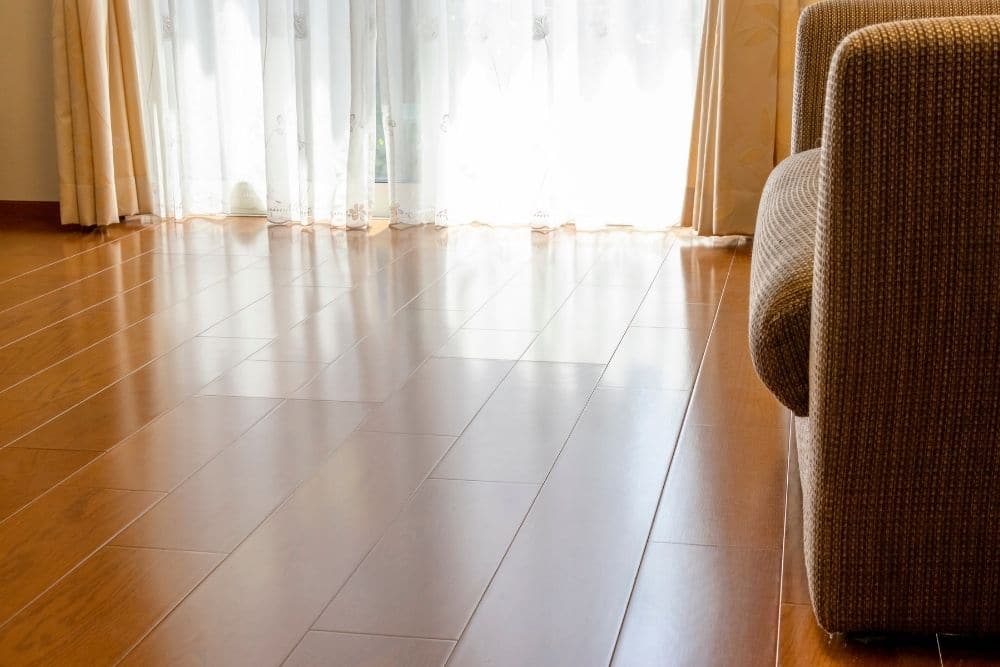 cleaning laminate floors. - Bello's Cleaning