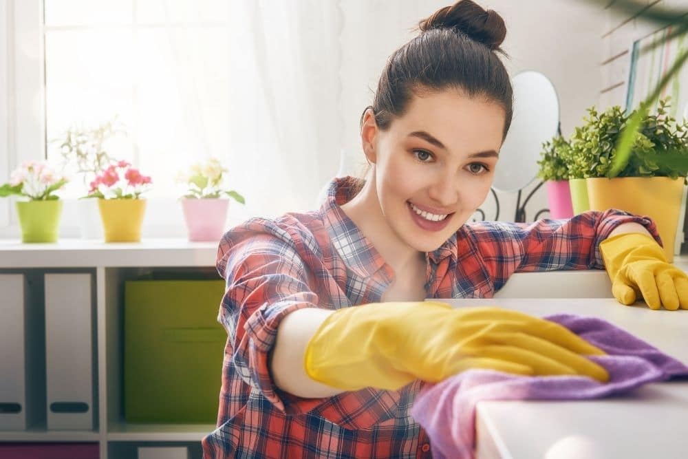 How to organize spring cleaning