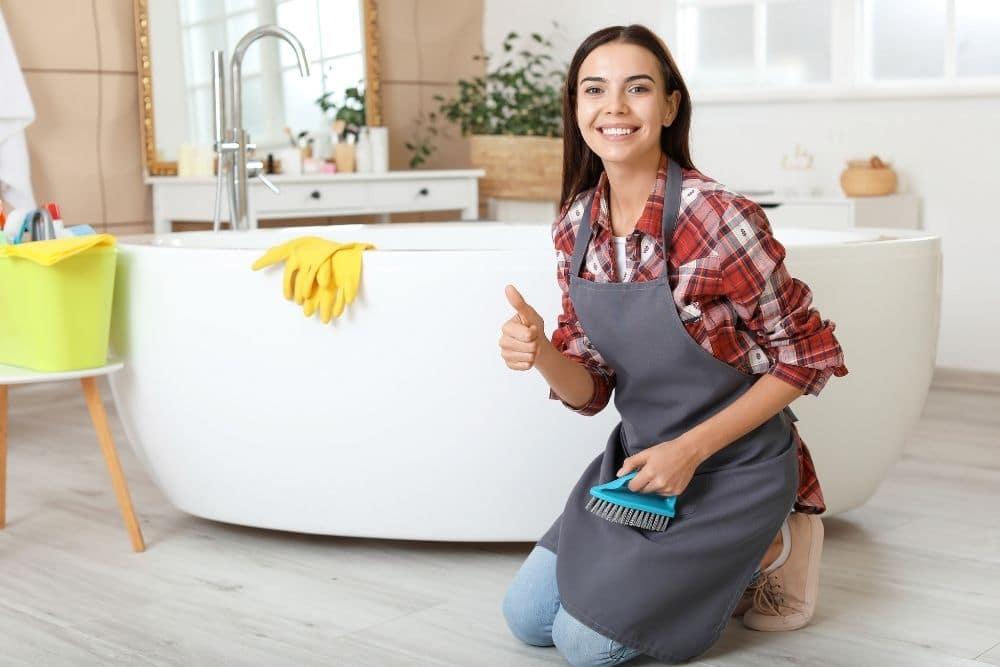 Keep bathroom cleaning for a longer period of time