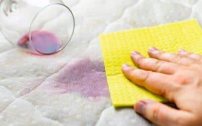 Remove wine stains on clothes quickly