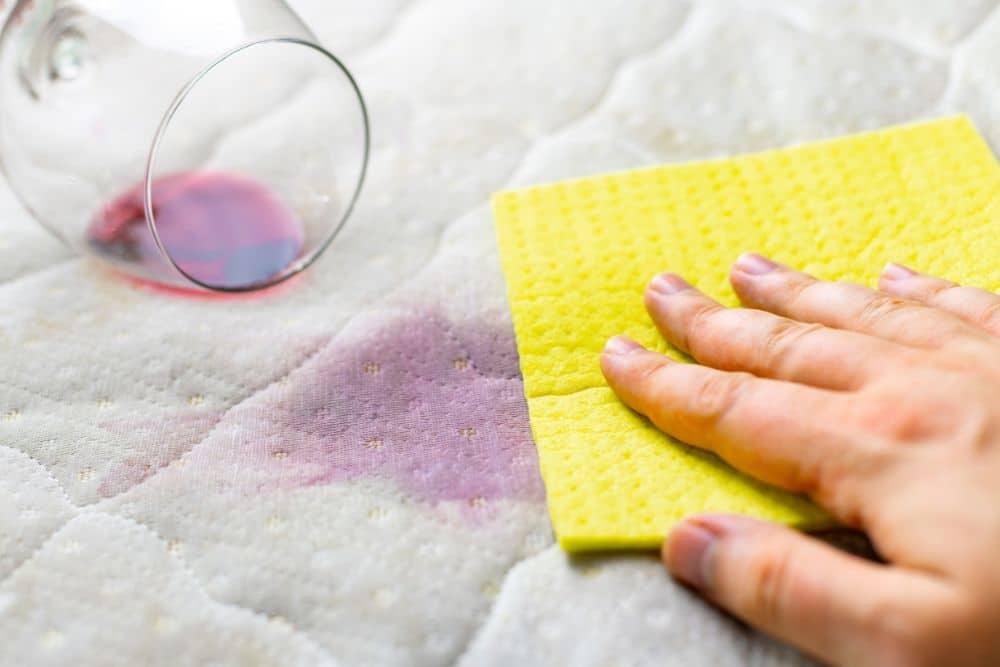 Remove wine stains on clothes quickly