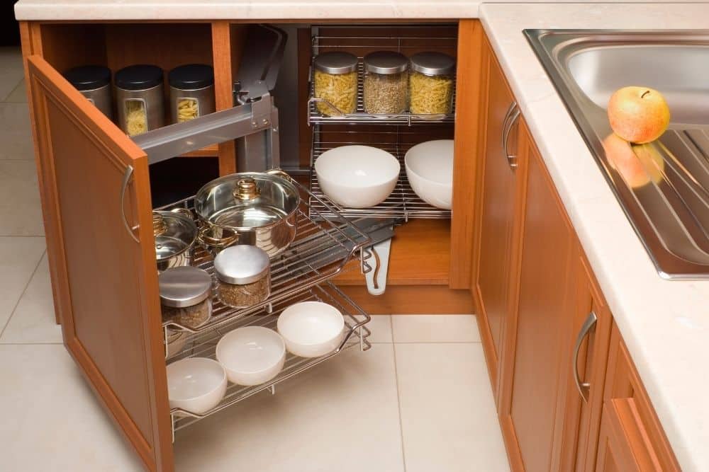 How to Organize Pots, Pans & Lids in the Kitchen 