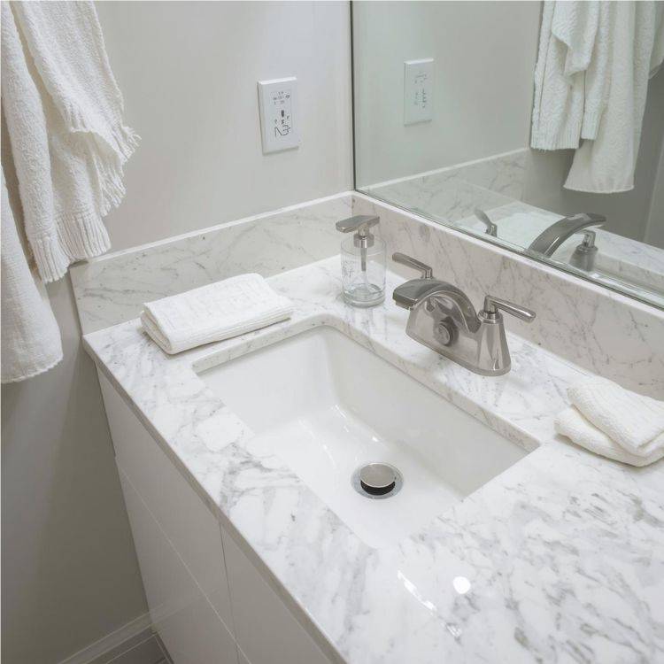 Move Out Cleaning - Move In Cleaning Service in Davidsonville MD-Bathroom Sanitizing