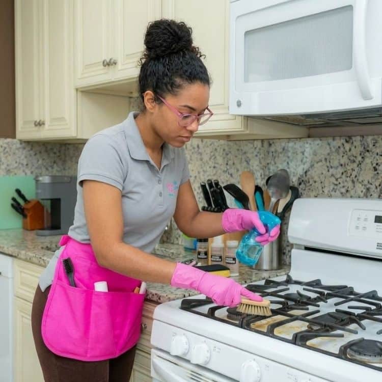 Kitchen Deep Cleaning