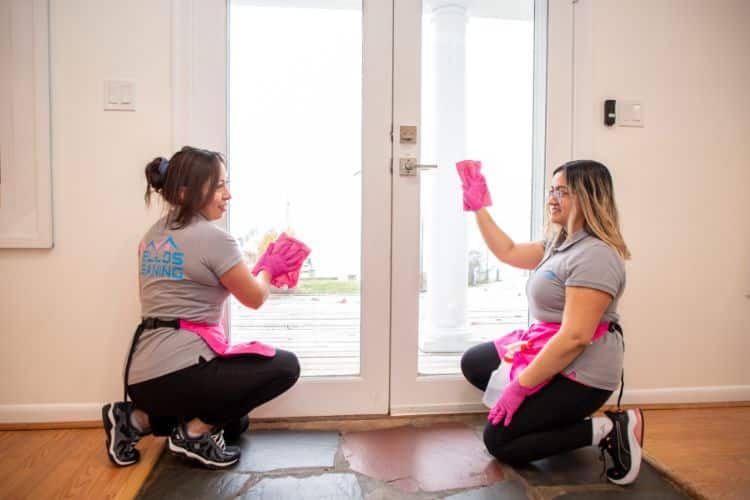 Deep cleaning experts in Edgewater